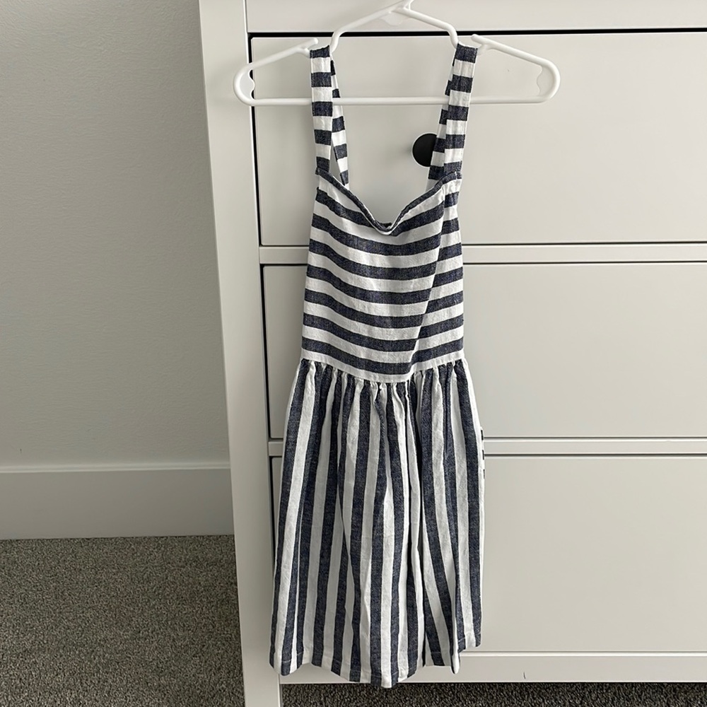 Girls blue and white linen cross back summer dress with front pockets